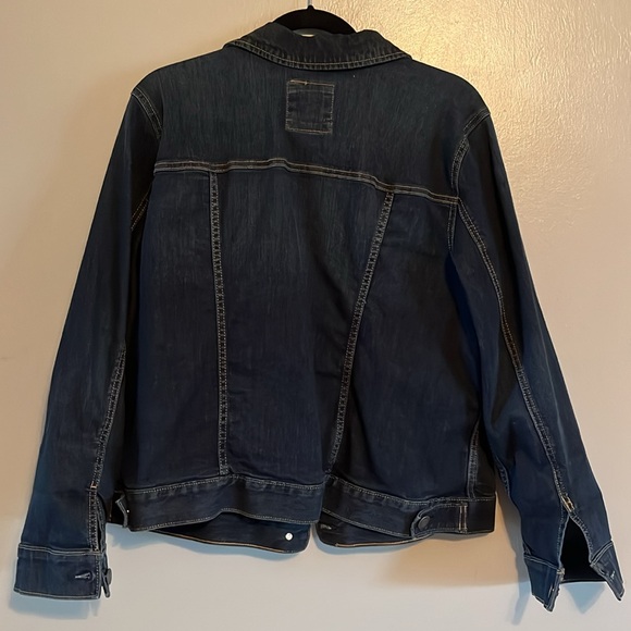 Jean Jacket - Picture 4 of 6